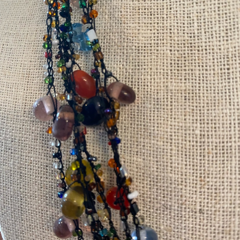 Multicolor Beaded Necklace - Picture 3 of 6